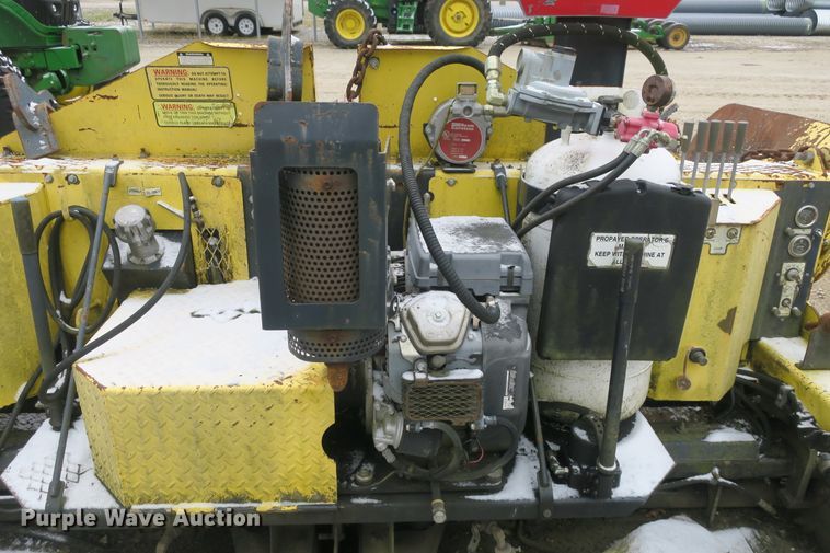 image for item DB10043 Bomag Pro Paver 413 paver