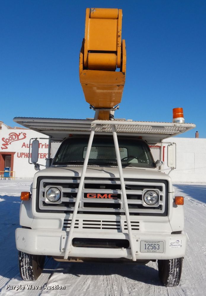 image for item DG5909 1987 GMC C70 bucket truck