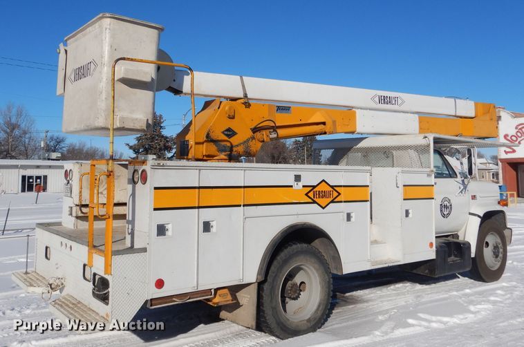 image for item DG5909 1987 GMC C70 bucket truck