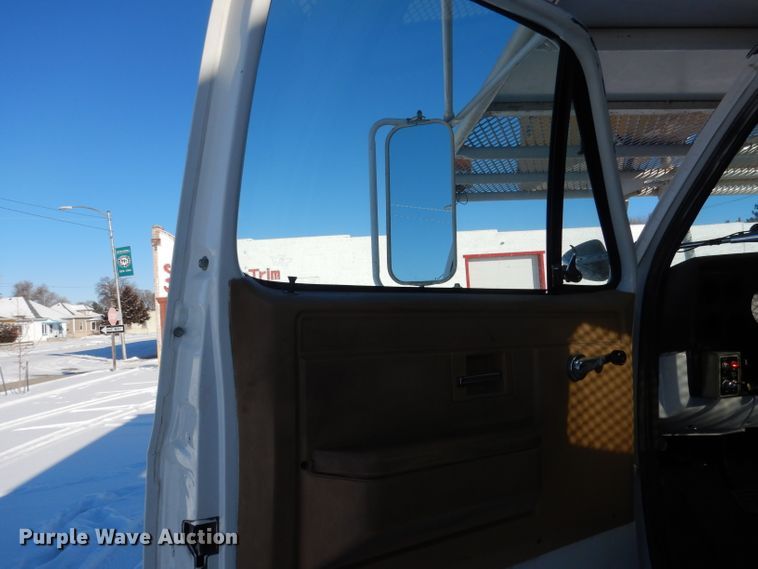 image for item DG5909 1987 GMC C70 bucket truck