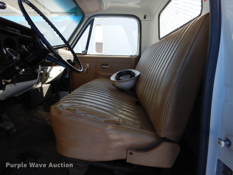 image for item DG5909 1987 GMC C70 bucket truck