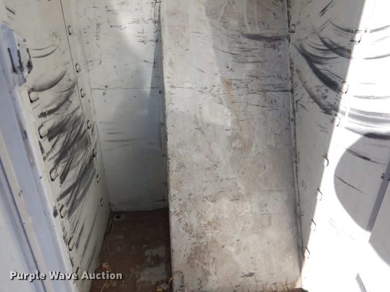 image for item DG5909 1987 GMC C70 bucket truck