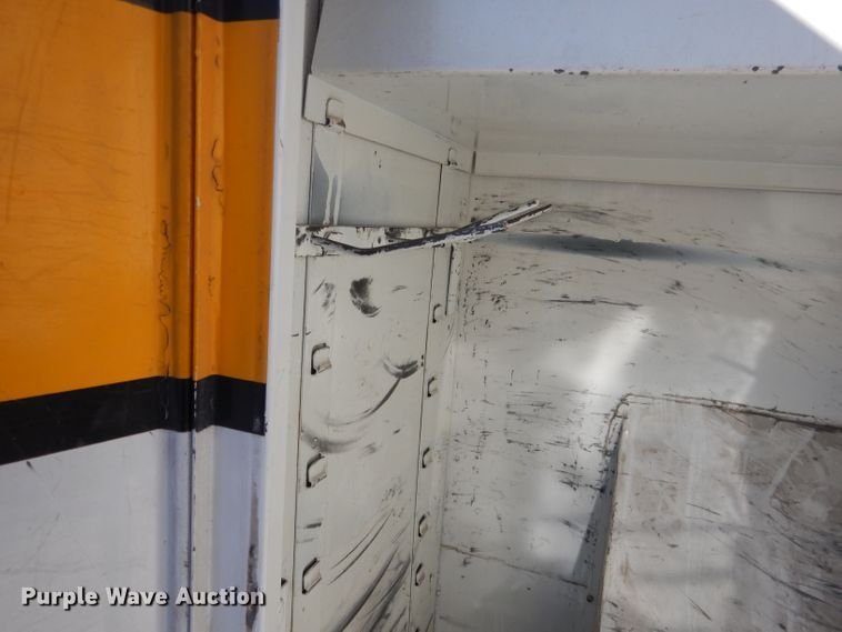 image for item DG5909 1987 GMC C70 bucket truck