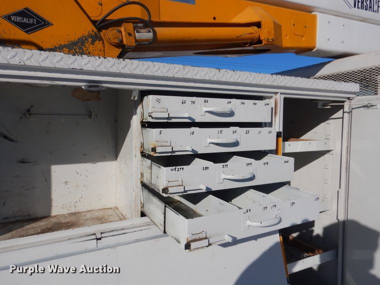 image for item DG5909 1987 GMC C70 bucket truck