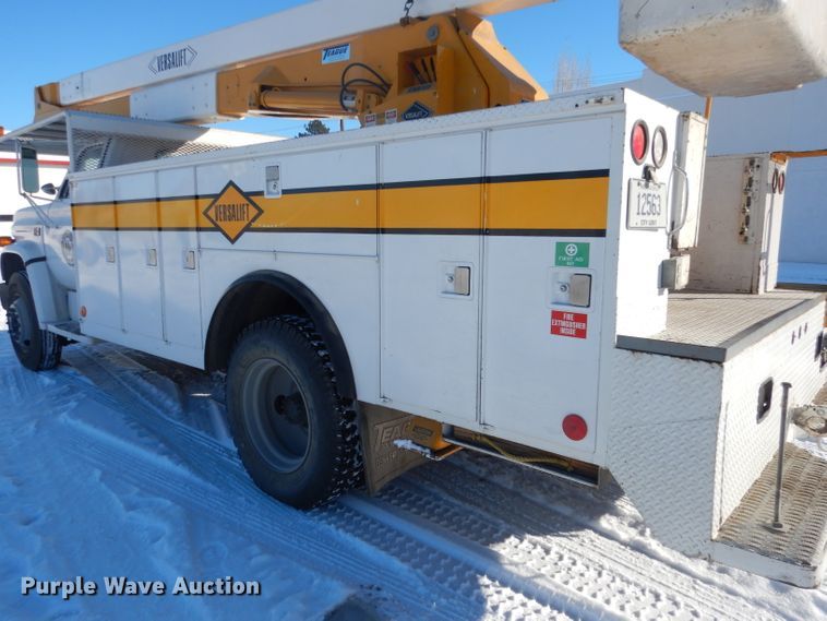 image for item DG5909 1987 GMC C70 bucket truck