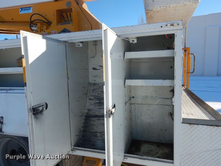 image for item DG5909 1987 GMC C70 bucket truck