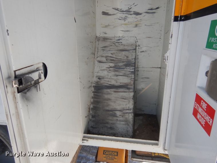 image for item DG5909 1987 GMC C70 bucket truck