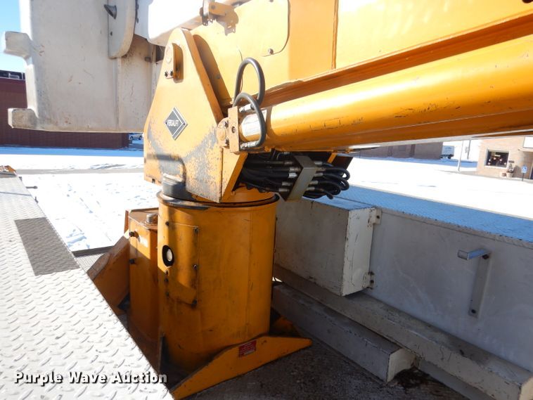 image for item DG5909 1987 GMC C70 bucket truck