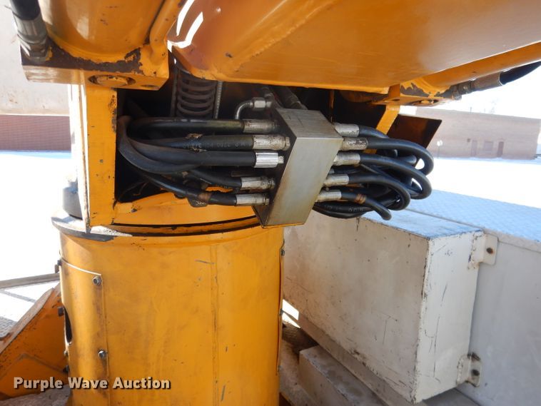 image for item DG5909 1987 GMC C70 bucket truck