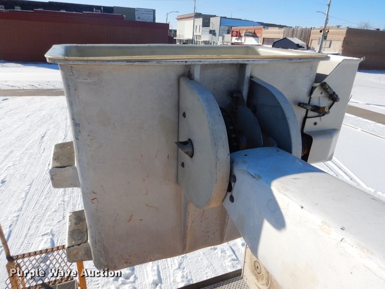 image for item DG5909 1987 GMC C70 bucket truck