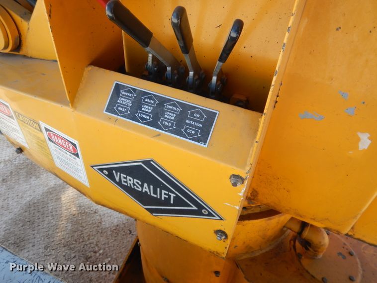 image for item DG5909 1987 GMC C70 bucket truck