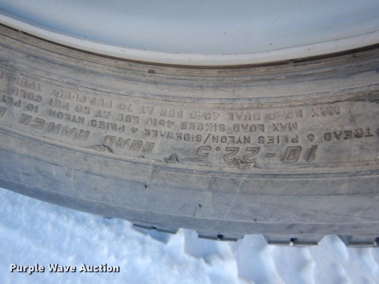 image for item DG5909 1987 GMC C70 bucket truck