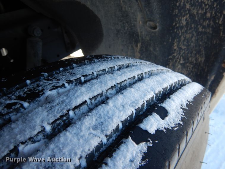 image for item DG5909 1987 GMC C70 bucket truck