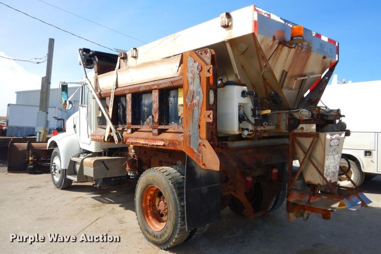 image for item DH2638 2004 Peterbilt 330 dump truck