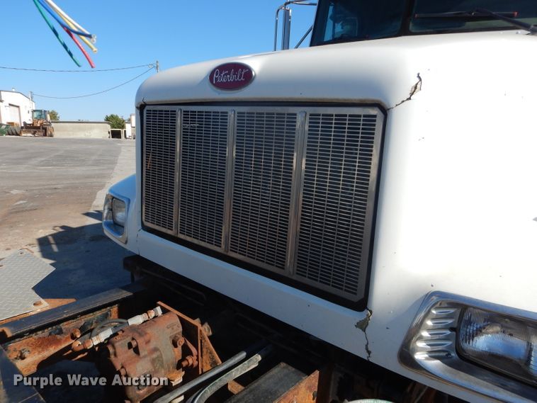 image for item DH2638 2004 Peterbilt 330 dump truck