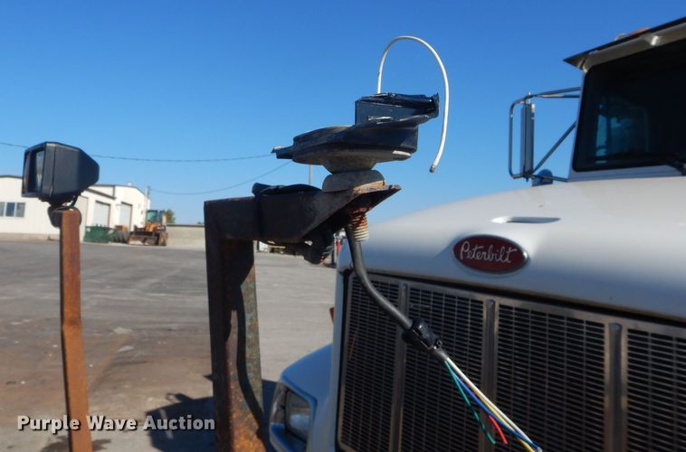 image for item DH2638 2004 Peterbilt 330 dump truck