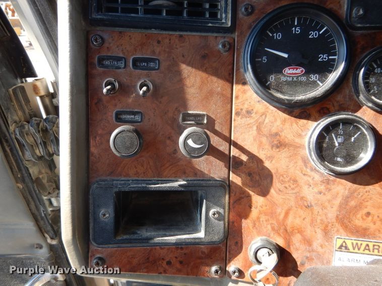 image for item DH2638 2004 Peterbilt 330 dump truck