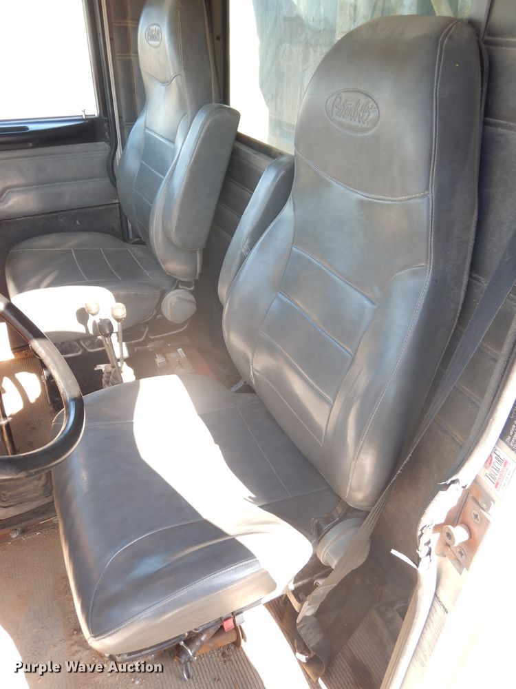 image for item DH2638 2004 Peterbilt 330 dump truck