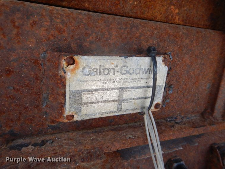 image for item DH2638 2004 Peterbilt 330 dump truck