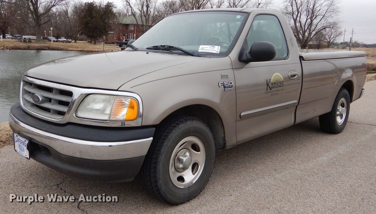 image for item DH3726 2003 Ford F150 pickup truck