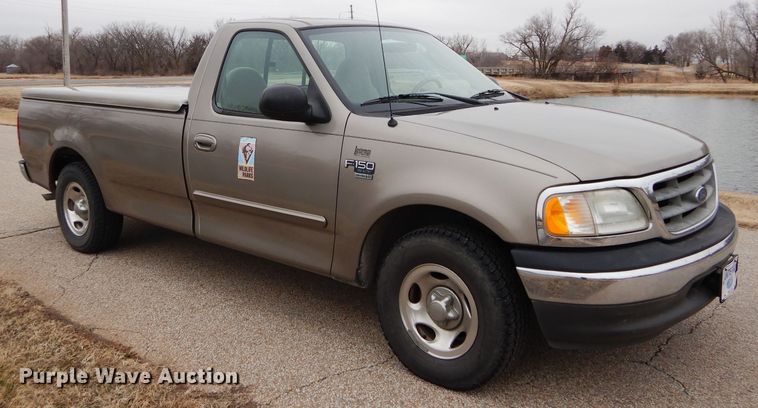 image for item DH3726 2003 Ford F150 pickup truck