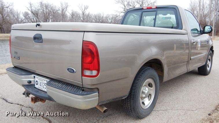 image for item DH3726 2003 Ford F150 pickup truck