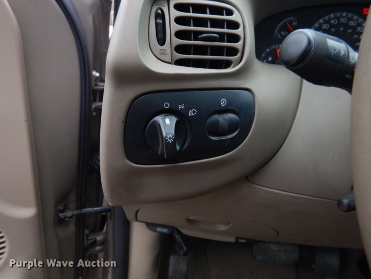 image for item DH3726 2003 Ford F150 pickup truck