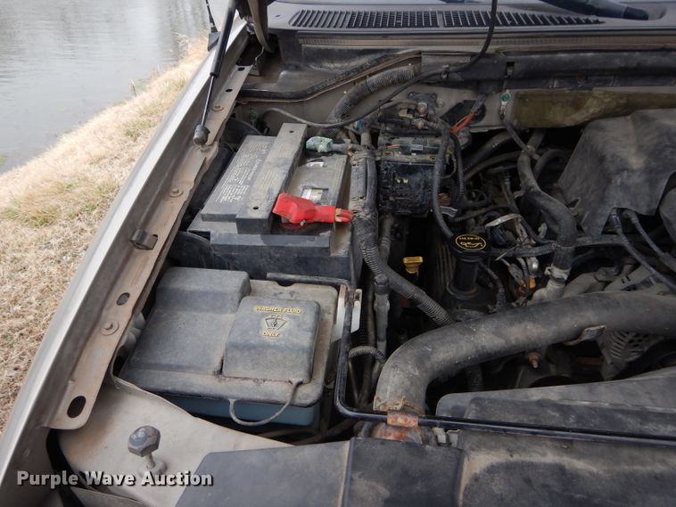 image for item DH3726 2003 Ford F150 pickup truck