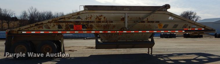 image for item DH4350 2000 Trail King TK54BDU-402 bottom dump trailer