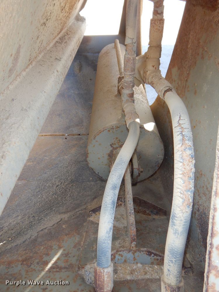 image for item DH4350 2000 Trail King TK54BDU-402 bottom dump trailer