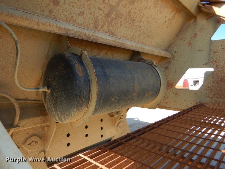 image for item DH4350 2000 Trail King TK54BDU-402 bottom dump trailer