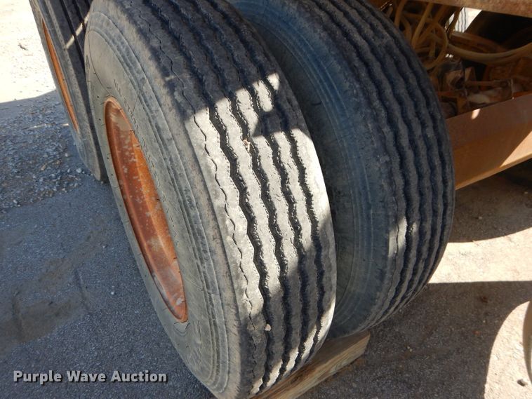 image for item DH4350 2000 Trail King TK54BDU-402 bottom dump trailer