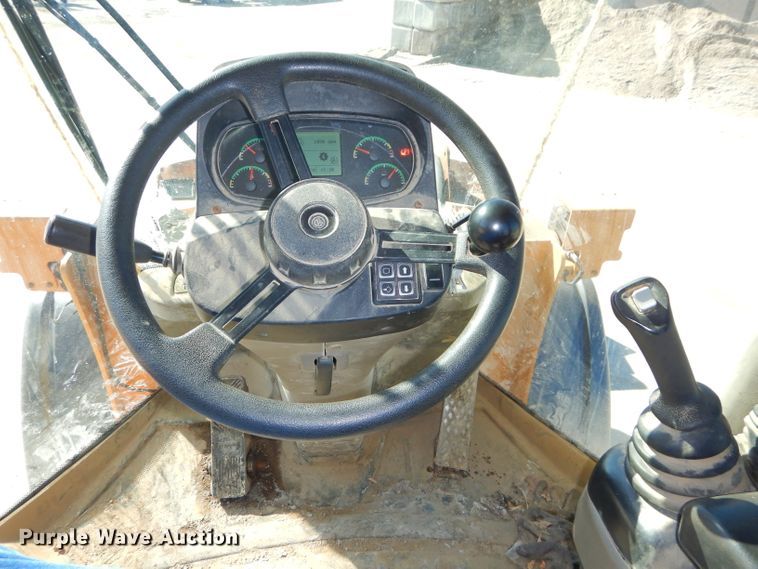 image for item DH4351 2010 Case 721E wheel loader