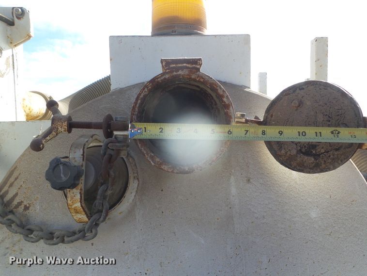 image for item DH4786 2003 Vacmaster hydrovac vacuum excavator