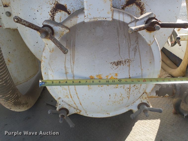 image for item DH4786 2003 Vacmaster hydrovac vacuum excavator