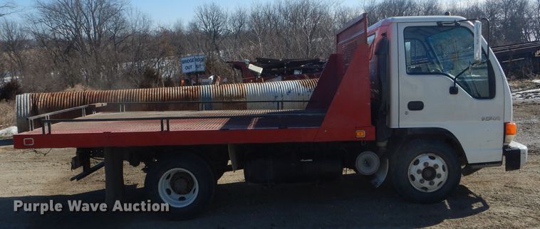 image for item DH6364 1995 Isuzu NPR flatbed truck