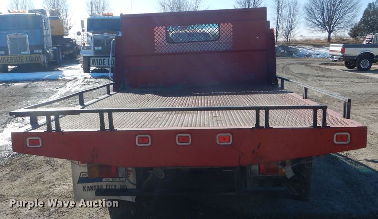 image for item DH6364 1995 Isuzu NPR flatbed truck