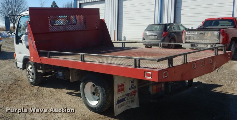 image for item DH6364 1995 Isuzu NPR flatbed truck