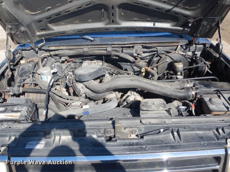 image for item DH6366 1990 Ford F150 XLT Lariat pickup truck