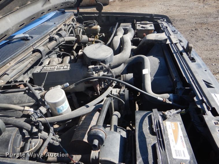 image for item DH6366 1990 Ford F150 XLT Lariat pickup truck