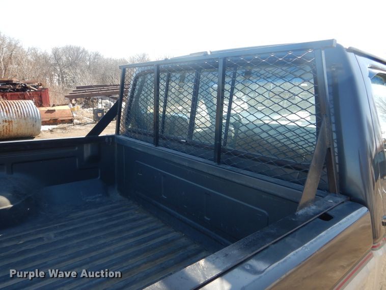 image for item DH6366 1990 Ford F150 XLT Lariat pickup truck