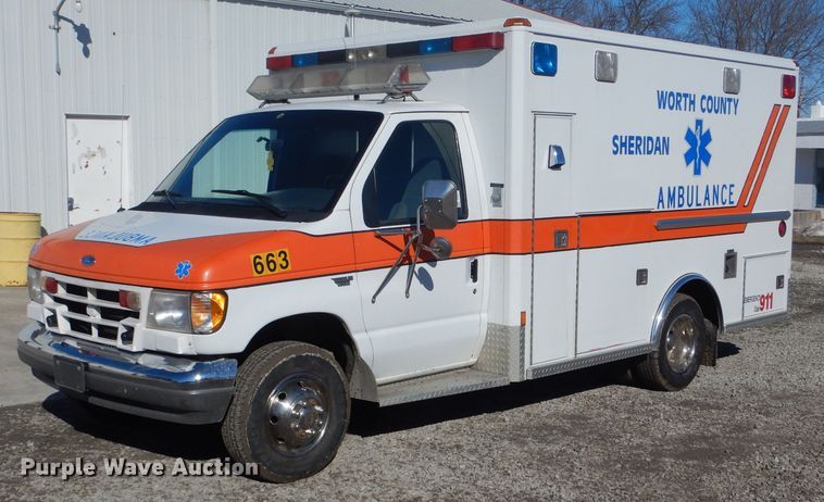 image for item DH6371 1994 Ford Econoline E350 ambulance