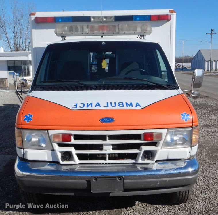 image for item DH6371 1994 Ford Econoline E350 ambulance