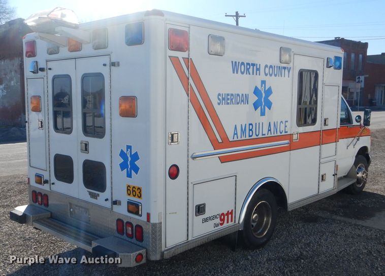 image for item DH6371 1994 Ford Econoline E350 ambulance