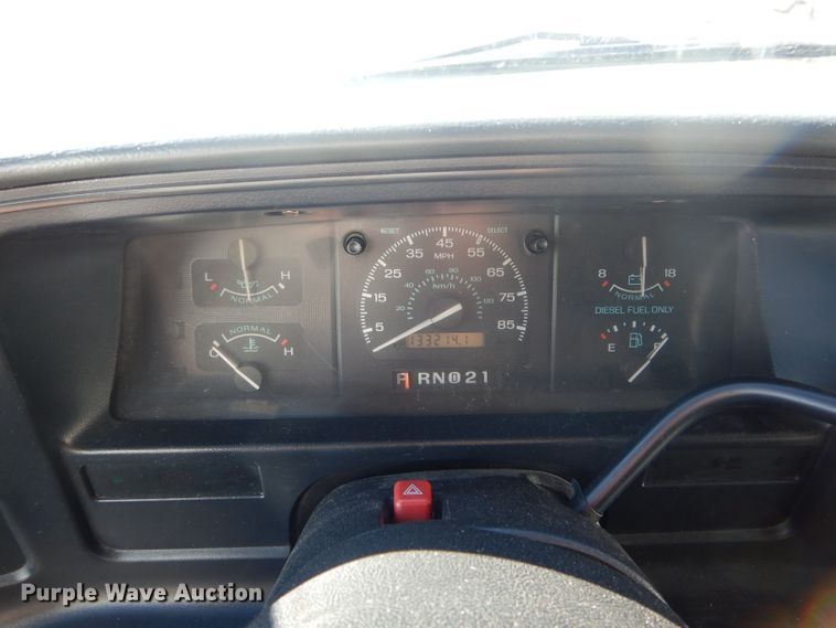 image for item DH6371 1994 Ford Econoline E350 ambulance