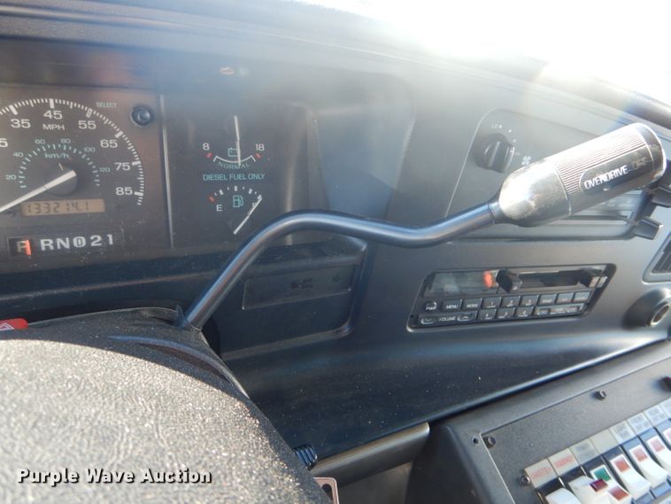 image for item DH6371 1994 Ford Econoline E350 ambulance