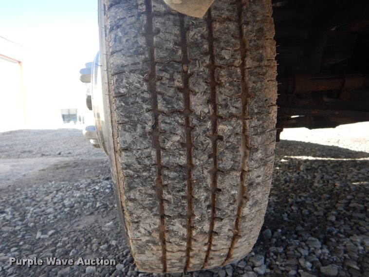 image for item DH6371 1994 Ford Econoline E350 ambulance