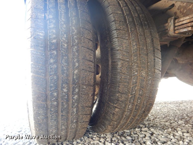 image for item DH6371 1994 Ford Econoline E350 ambulance