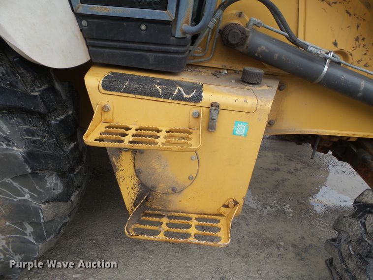 image for item DH7842 New Holland 555E backhoe