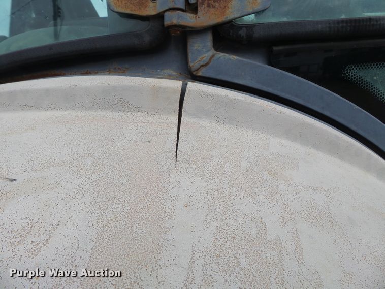 image for item DH7842 New Holland 555E backhoe